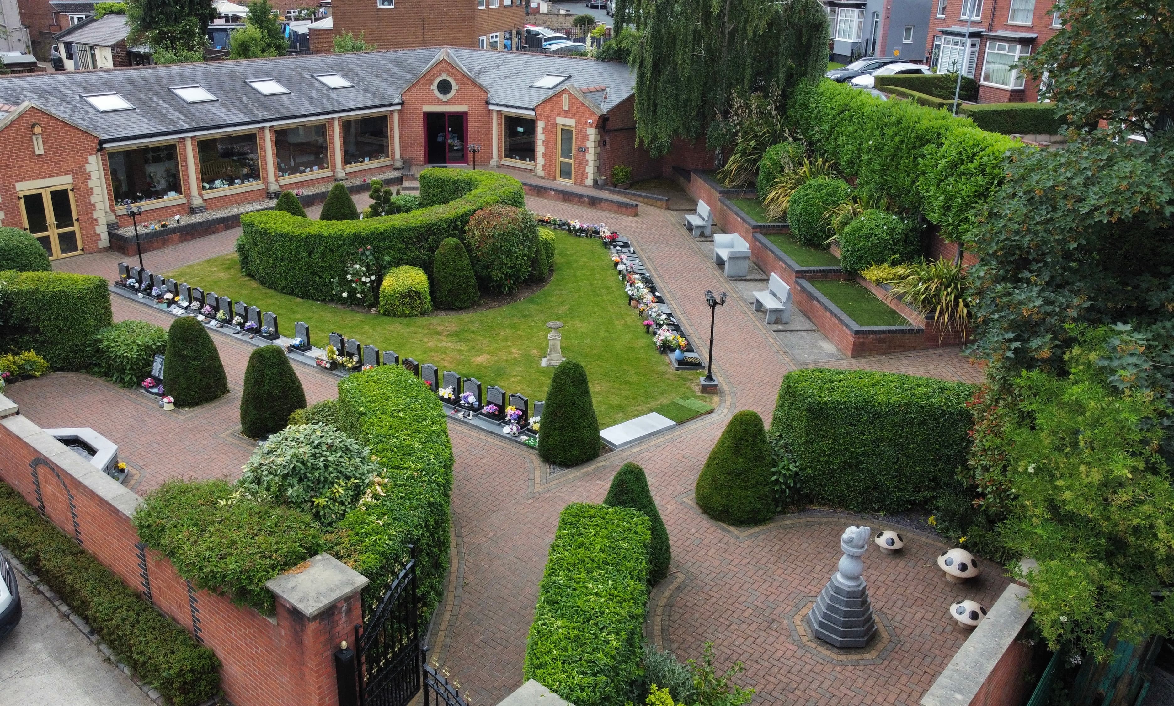 Memgarden entrance drone